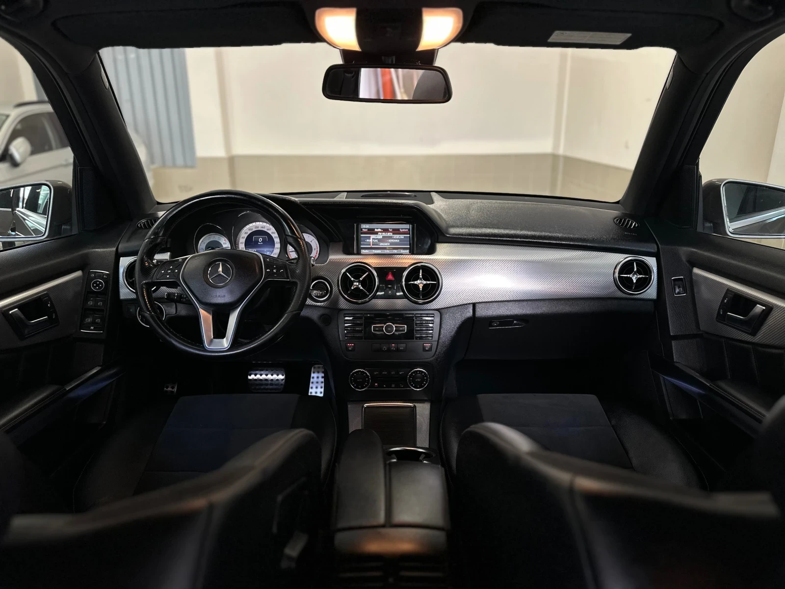 Mercedes-Benz GLK НАЛИЧЕН!/FACELIFT* /FULL/Harman-Kardon/УНИКАТ, снимка 8 - Автомобили и джипове - 54369988