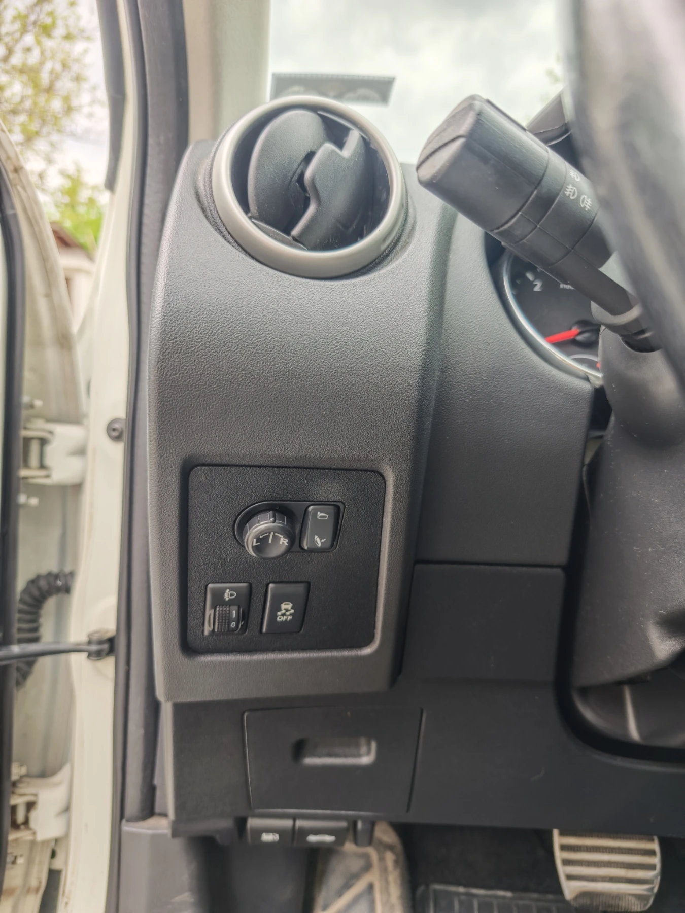 Nissan Qashqai Facelift/АВТОМАТИК/Панорама/Нави/Камера, снимка 16 - Автомобили и джипове - 54503184