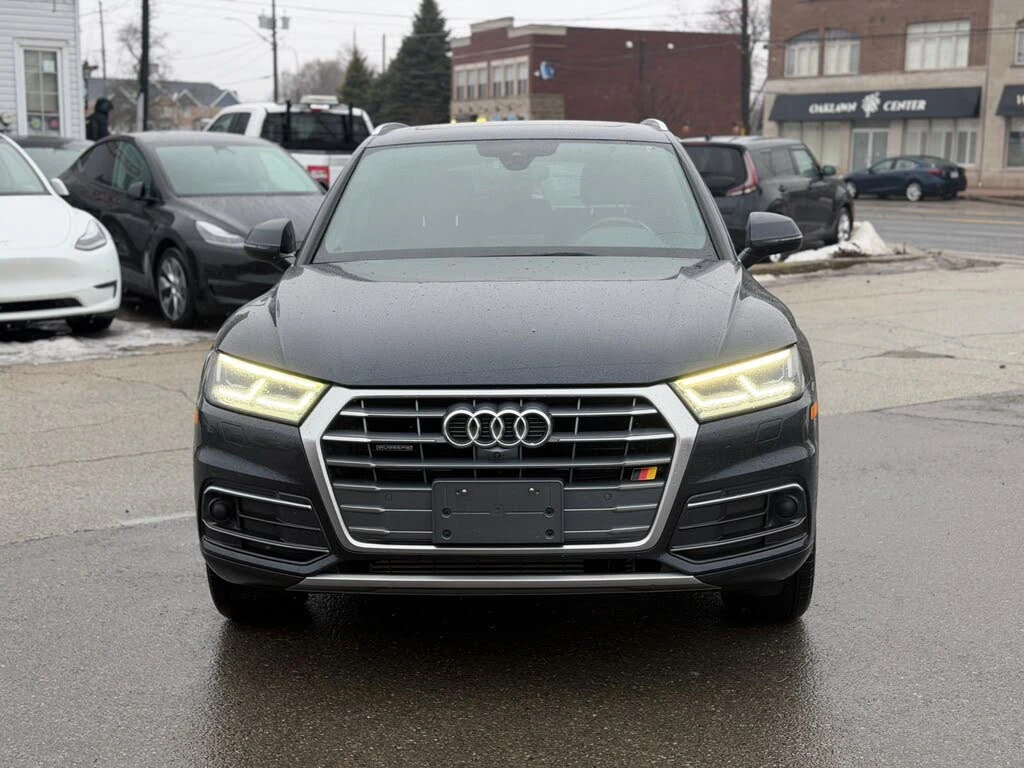 Audi Q5 TECHNIK* B&O* DISTRONIC* MATRIX* 360 КАМЕРИ* ПАНО