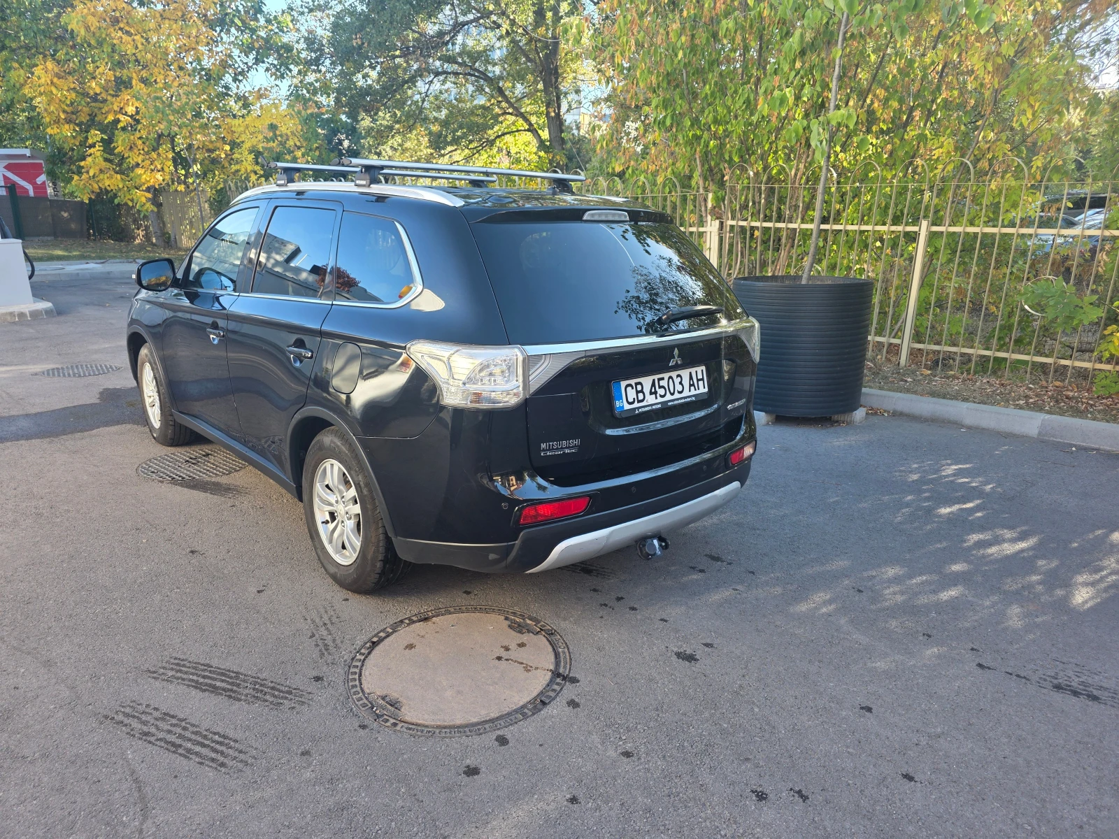 Mitsubishi Outlander, снимка 4 - Автомобили и джипове - 56418144