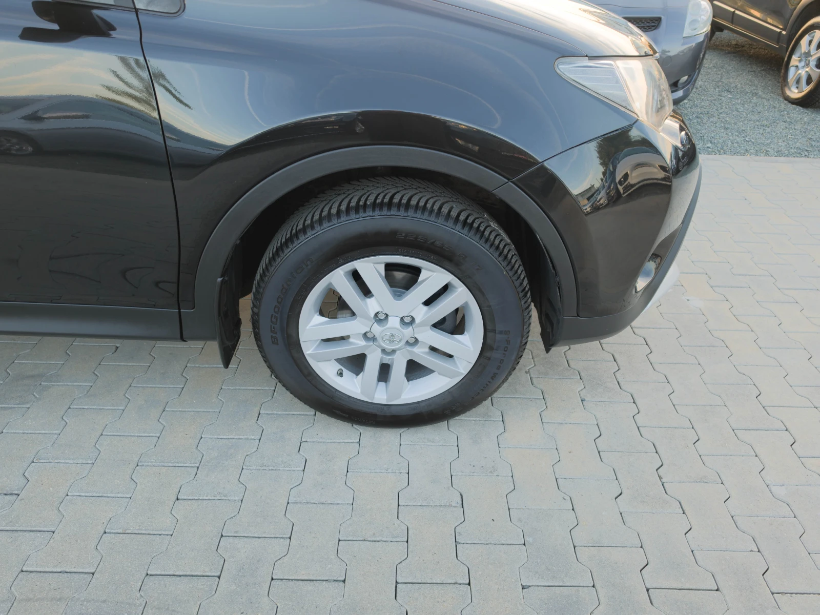 Toyota Rav4 2.0* D-4D* 4x4* 124��* ����* ������ | Mobile.bg � ����������� 16