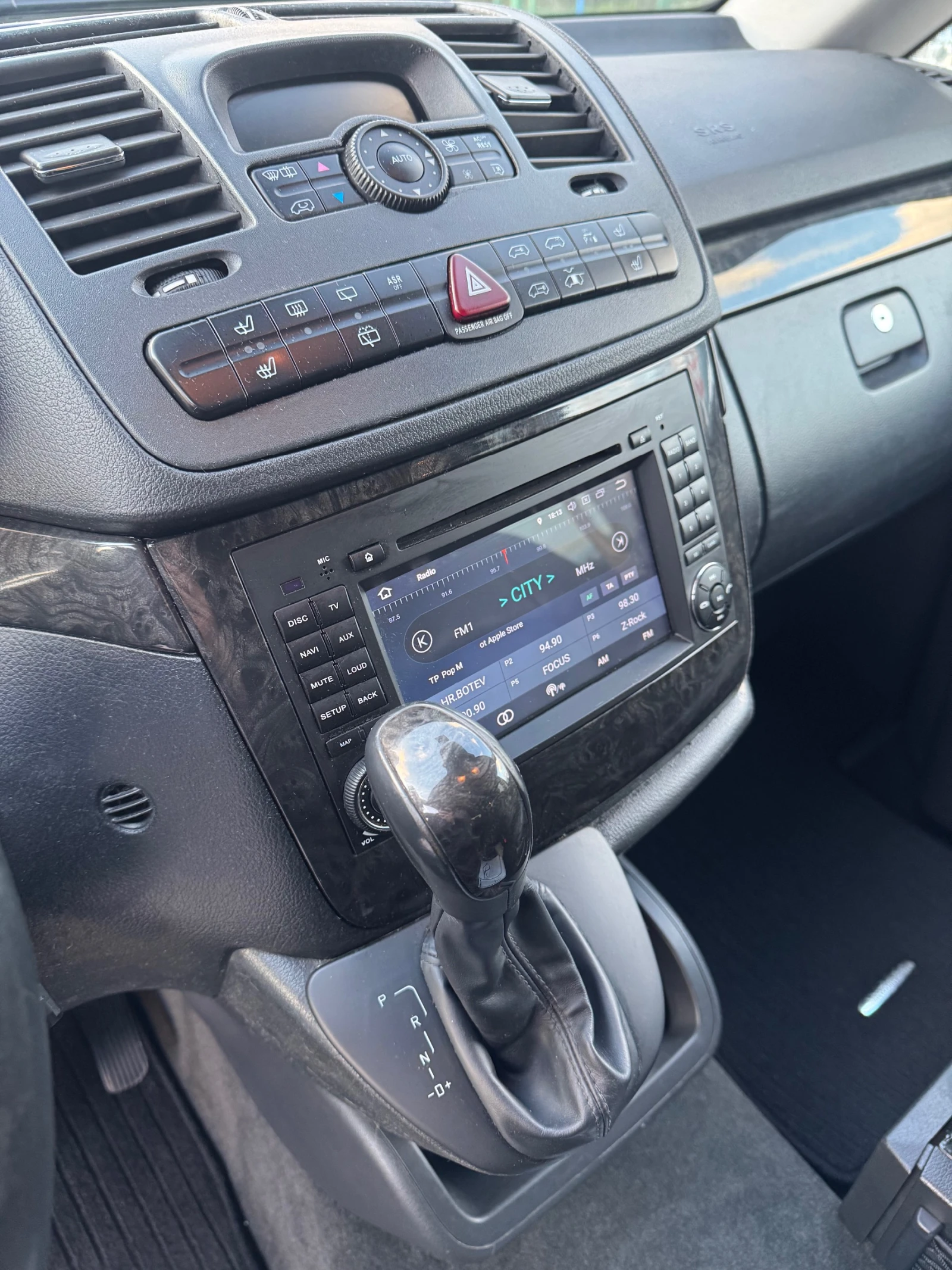 Mercedes-Benz Viano 3.0CDI* AMBIENTE* LUX* AUTOMAT* MAXXi* NAVI* GERMA, снимка 13 - Бусове и автобуси - 54092236