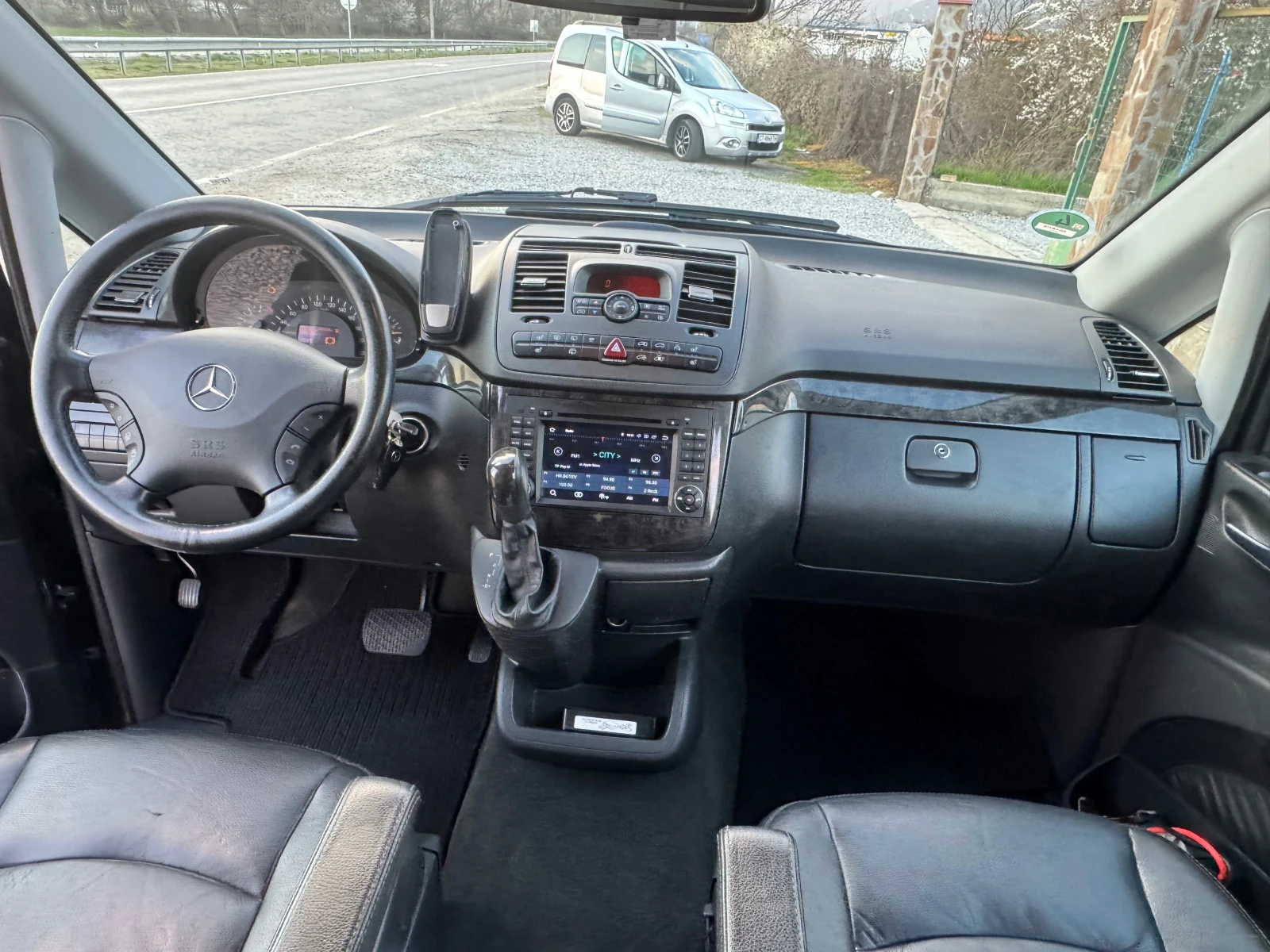 Mercedes-Benz Viano 3.0CDI* AMBIENTE* LUX* AUTOMAT* MAXXi* NAVI* GERMA, снимка 8 - Бусове и автобуси - 54092236