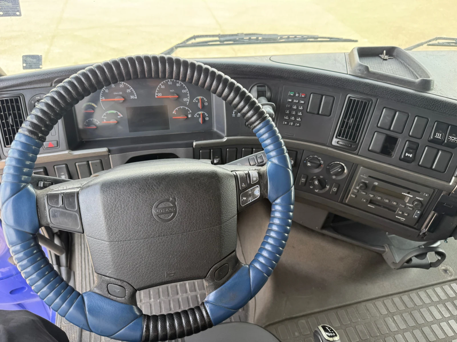 Volvo Fh 12 460 - изображение 9