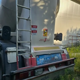  Spitzer | Mobile.bg    5