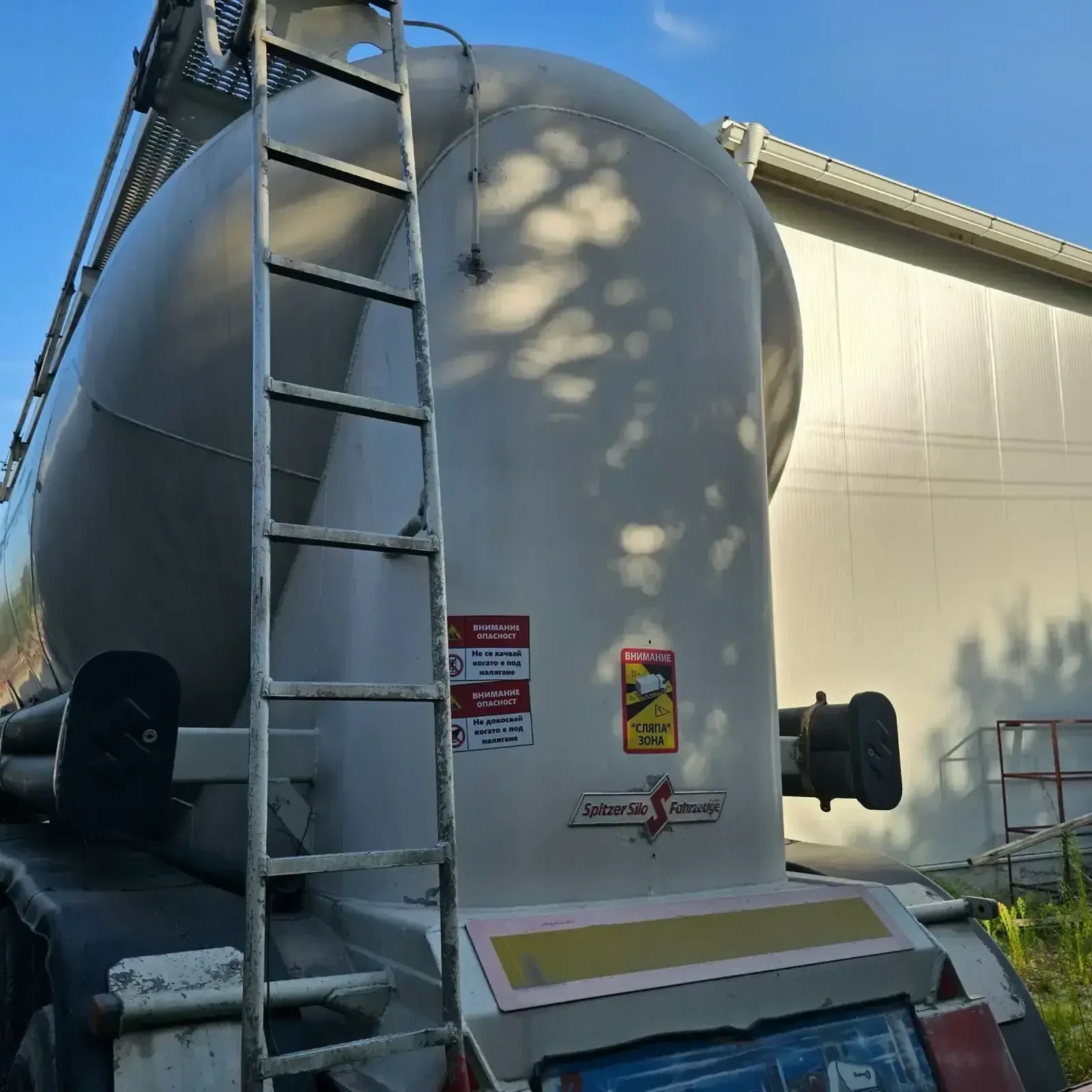  Spitzer | Mobile.bg   6