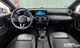 Mercedes-Benz A 220 A220 Hatchback, снимка 10