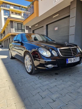Mercedes-Benz E 320, снимка 2