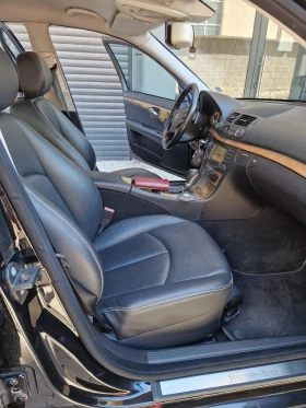 Mercedes-Benz E 320, снимка 11