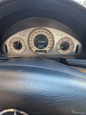 Mercedes-Benz E 320, снимка 13