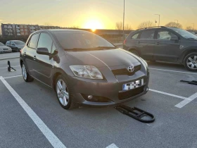     Toyota Auris 2.2 D4D FULL  NAVI* Avtopilot 