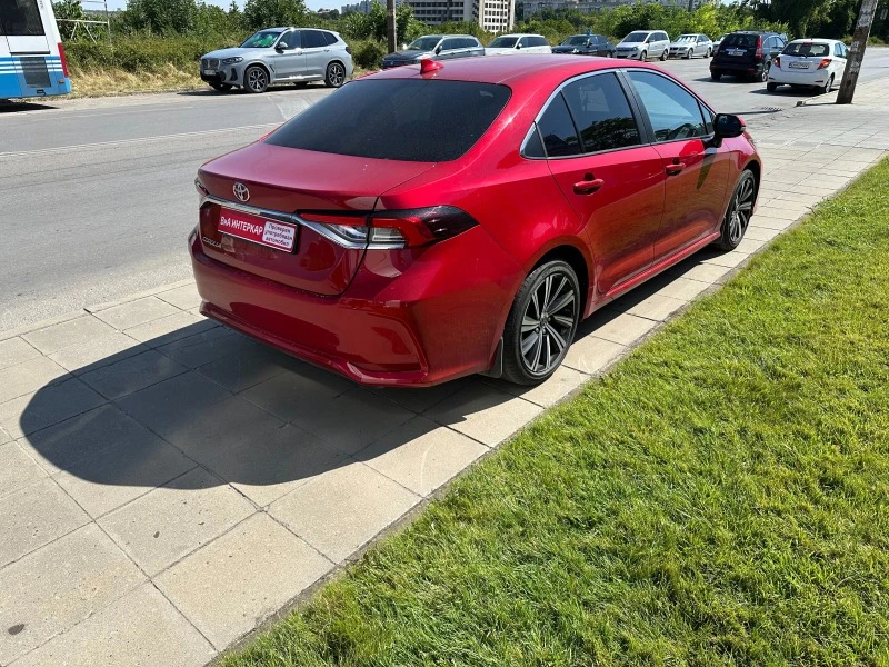 Toyota Corolla 1.5 CVT Executive Plus, снимка 6 - Автомобили и джипове - 46763843