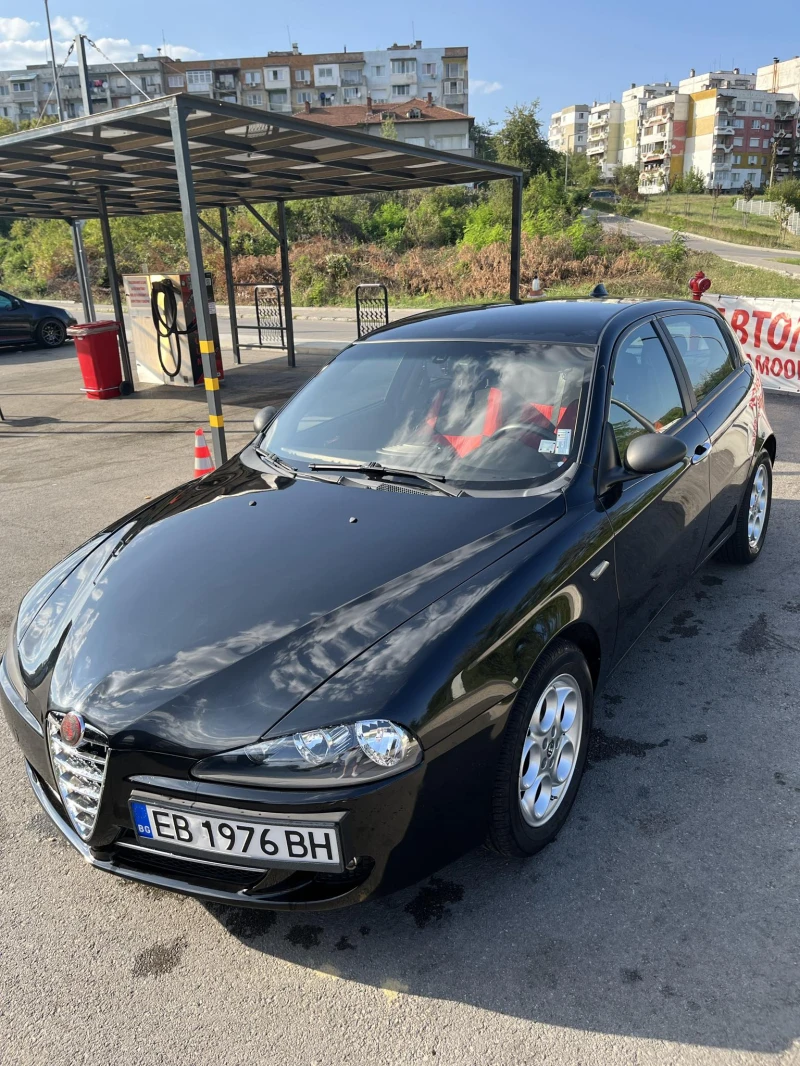 Alfa Romeo 147 1.6 twin spark, снимка 1 - Автомобили и джипове - 47012775