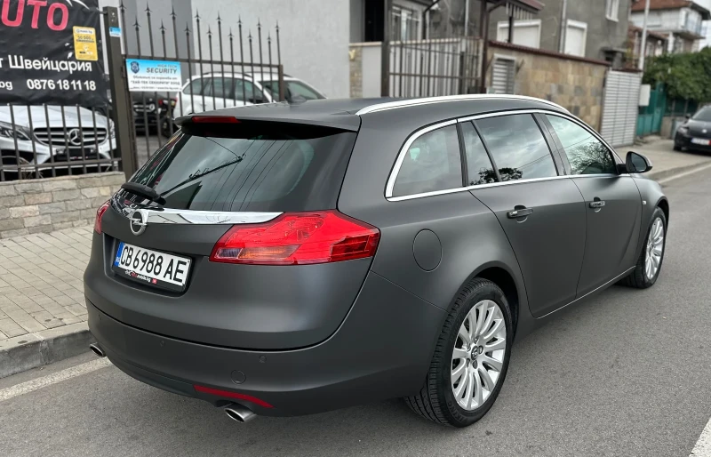 Opel Insignia 2.0Turbo / Автоматик/Кожа/ Сервизна Книжка/, снимка 3 - Автомобили и джипове - 47218566