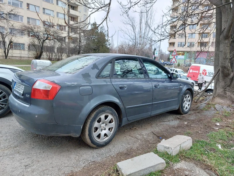 Audi A4 B6 2.0 131кс, снимка 4 - Автомобили и джипове - 49001171