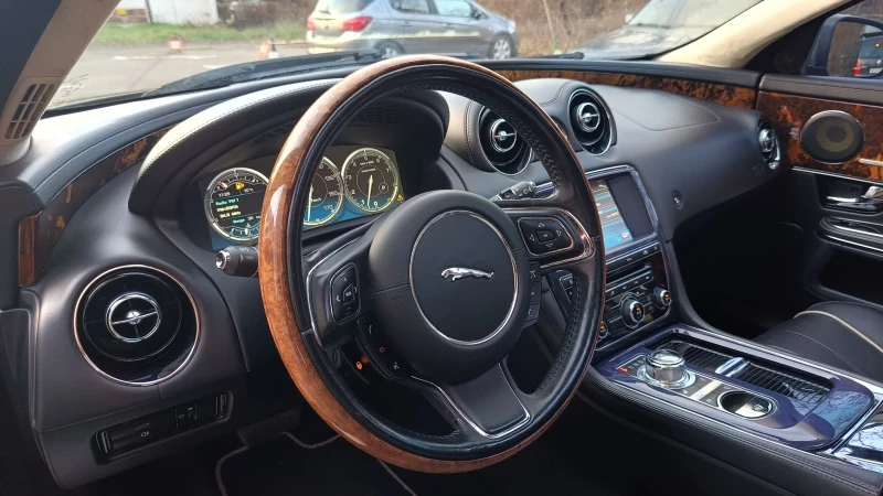 Jaguar Xj 5.0SC 510к.с. масаж/key less, снимка 10 - Автомобили и джипове - 49014291