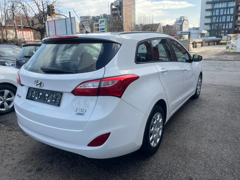 Hyundai I30 1.6СRDi АВТОМАТИК , снимка 5 - Автомобили и джипове - 49462199