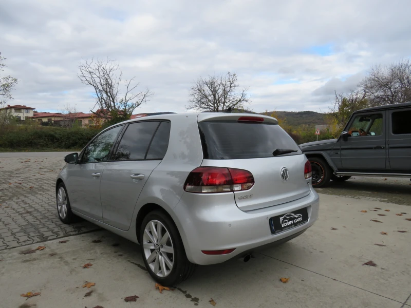 VW Golf * 1.6TDI DSG NAVI TEMPOMAT РЕГИСТРИРАН* , снимка 7 - Автомобили и джипове - 52378529