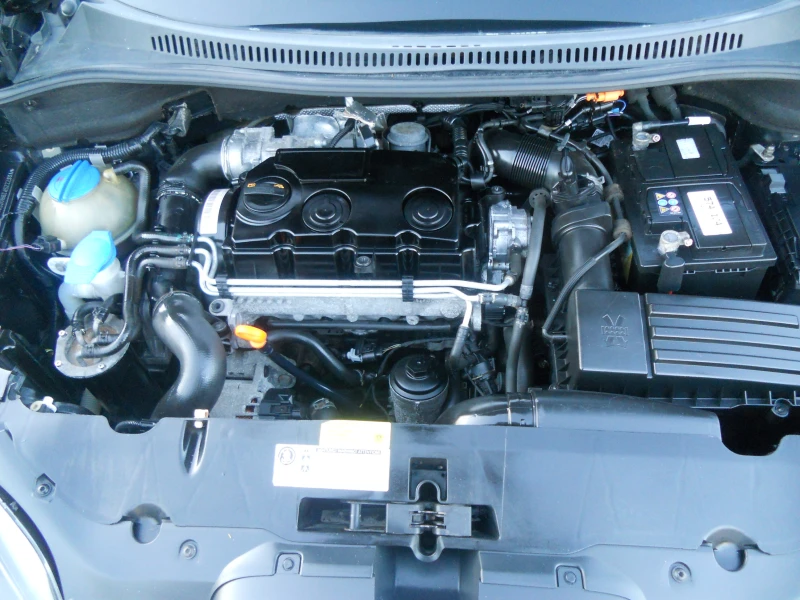 Seat Altea 1.9TDI Лизинг!!!! 4х4 105 КОНСКИ СИЛИ, снимка 13 - Автомобили и джипове - 52770909