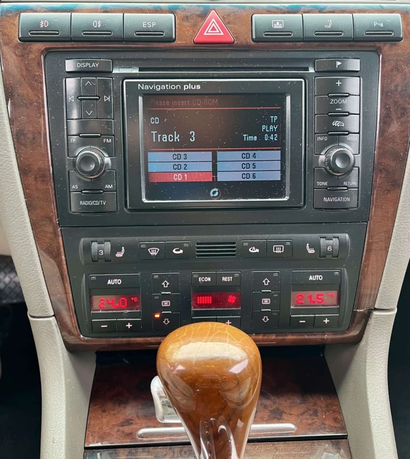 Audi A8 4.2, снимка 14 - Автомобили и джипове - 52790844