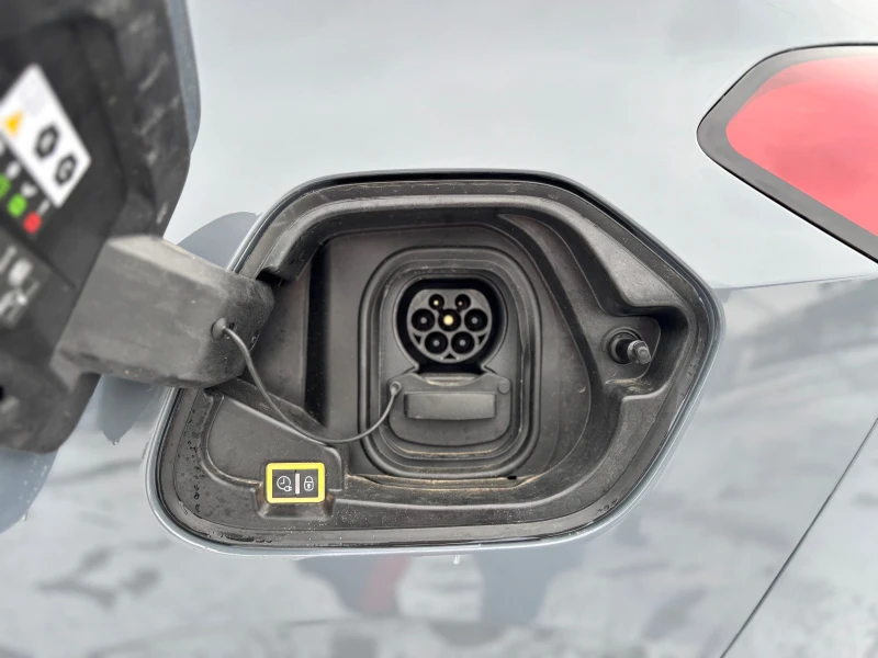 Opel Corsa 💥Electric GS line facelift💥, снимка 9 - Автомобили и джипове - 53391243