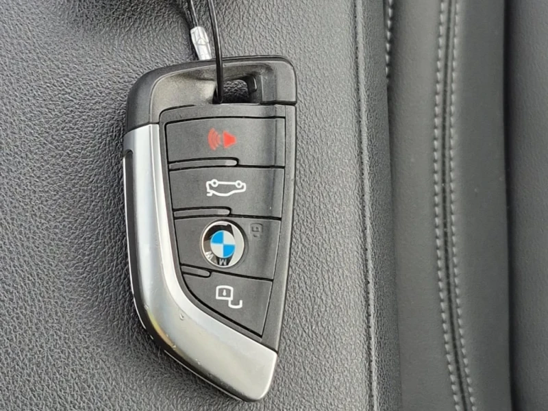 BMW 230 xDrive * PANO * KEYLESS * ПОДГРЕВИ * CARFAX, снимка 8 - Автомобили и джипове - 53429324