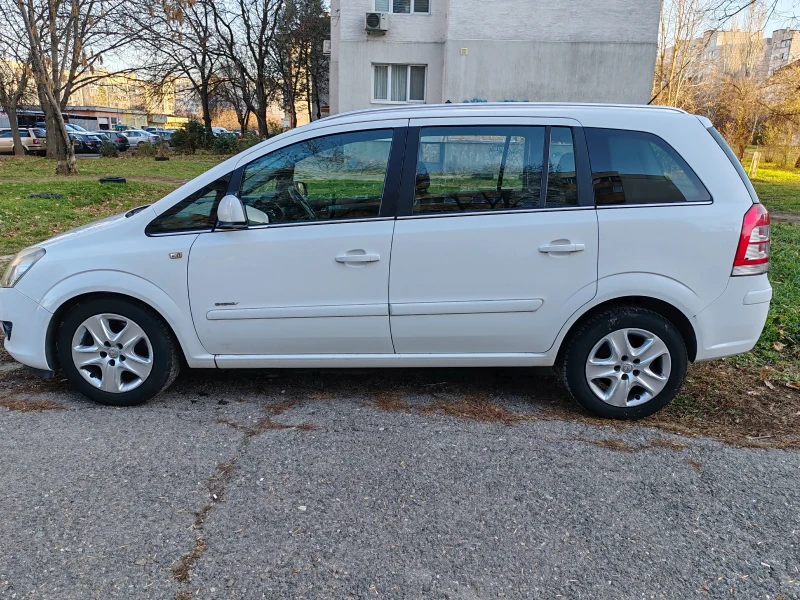 Opel Zafira 1.9, снимка 5 - Автомобили и джипове - 53430069