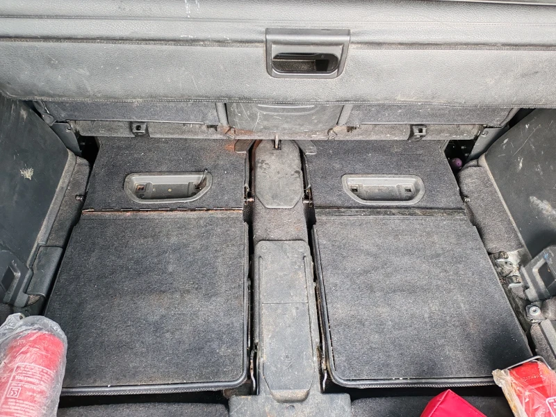 Opel Zafira 1.9, снимка 11 - Автомобили и джипове - 53430069