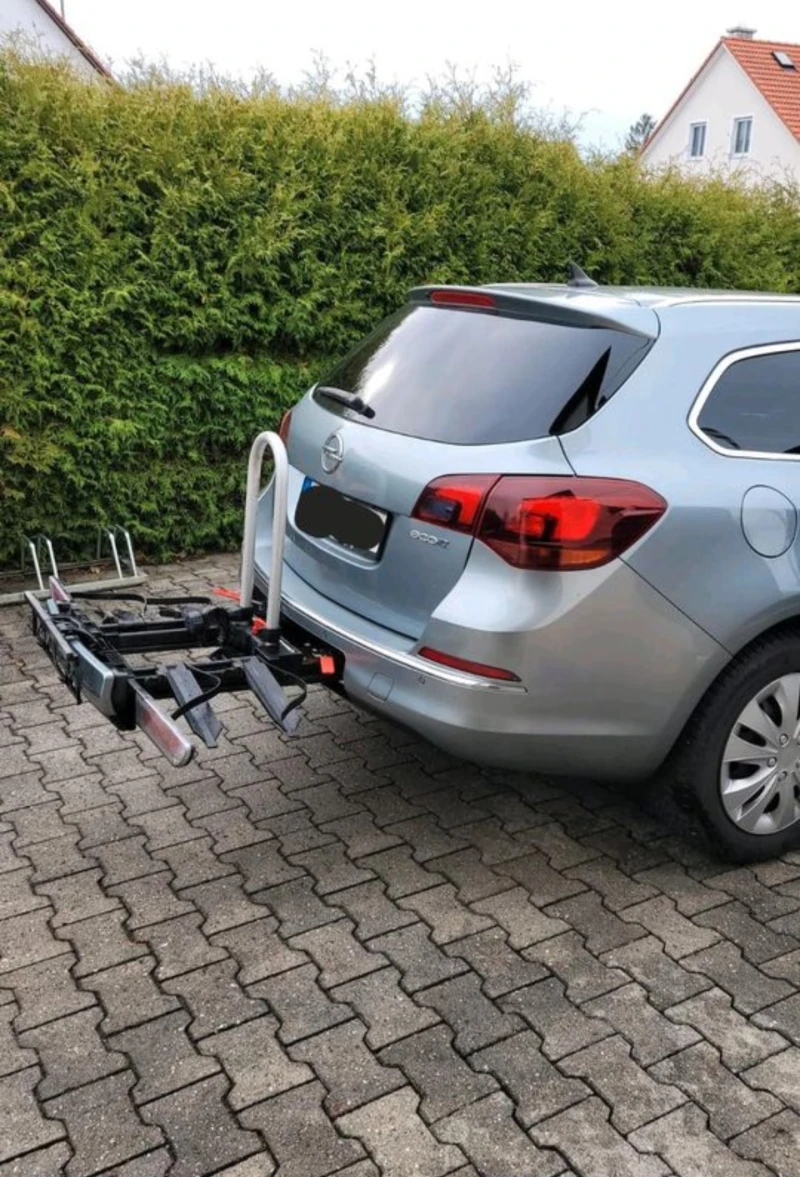 Opel Astra J 1.7 , снимка 4 - Автомобили и джипове - 53537761