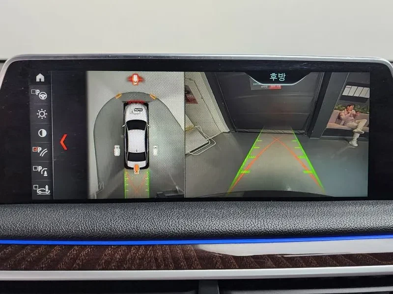 BMW 750 Li xDrive Premium, снимка 16 - Автомобили и джипове - 53518441