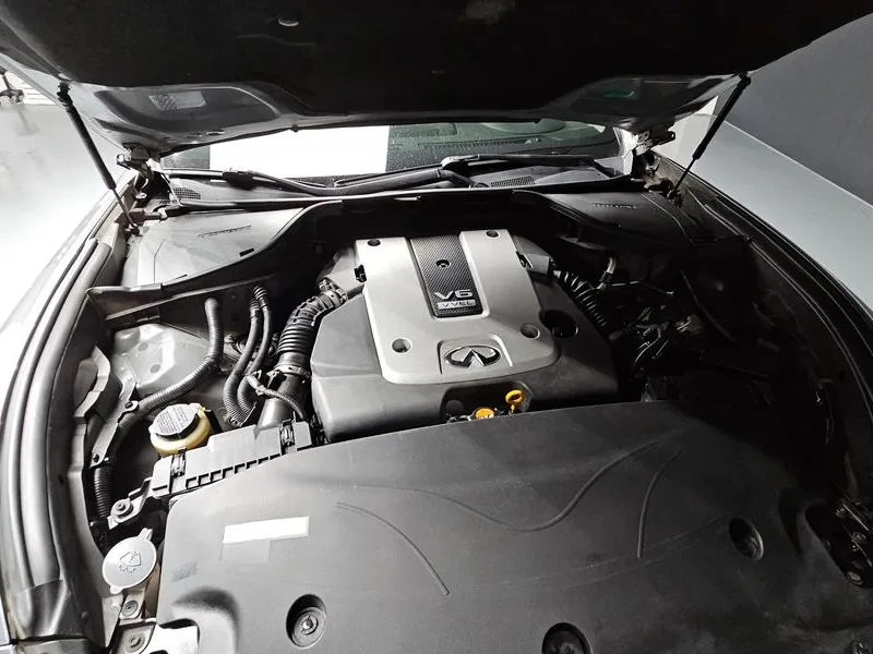 Infiniti Q70 Style 3.7 Бензин, снимка 14 - Автомобили и джипове - 55455680