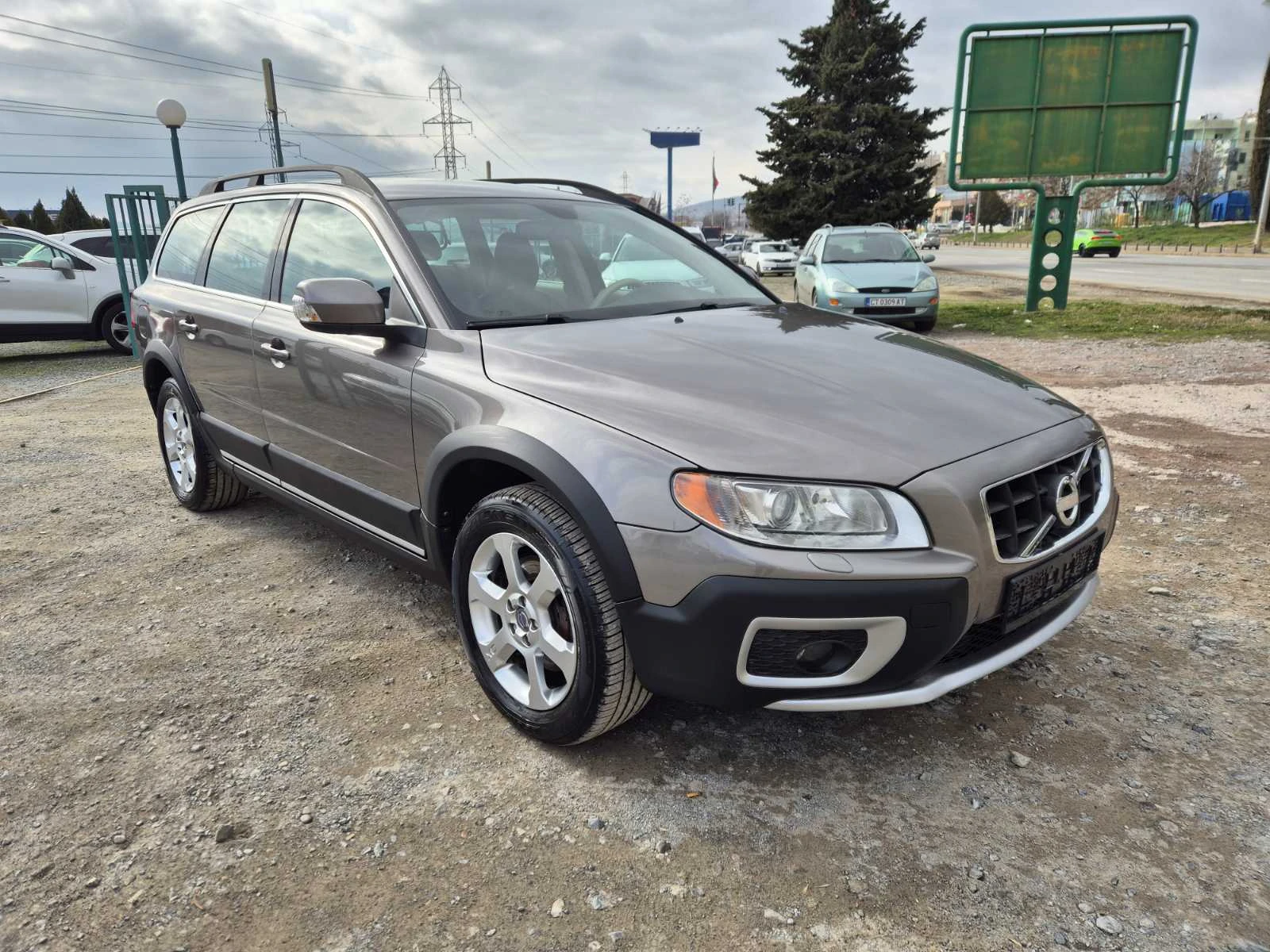 Volvo Xc70 2.4d D5 AWD - изображение 7