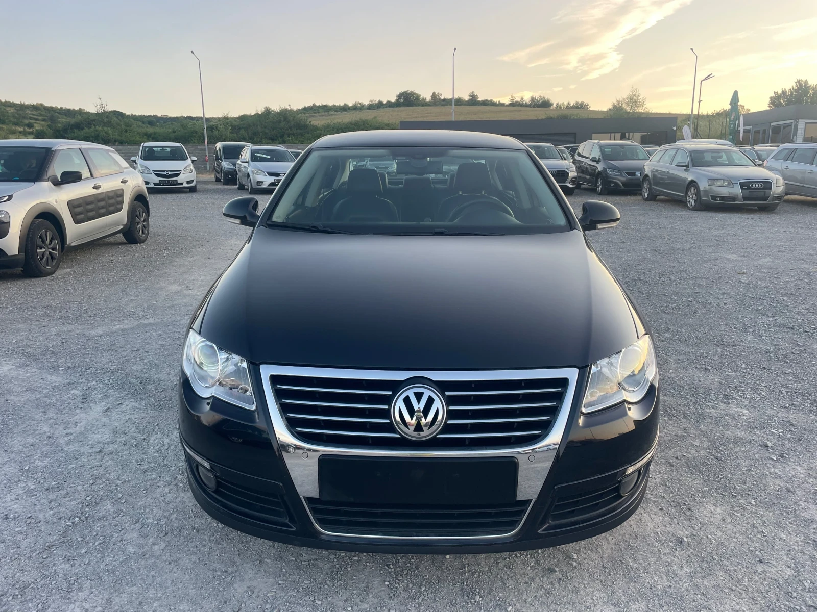VW Passat 2.0TDI HIGHLINE NAVI ПОДГРЕВ КОЖА EURO5 - изображение 2