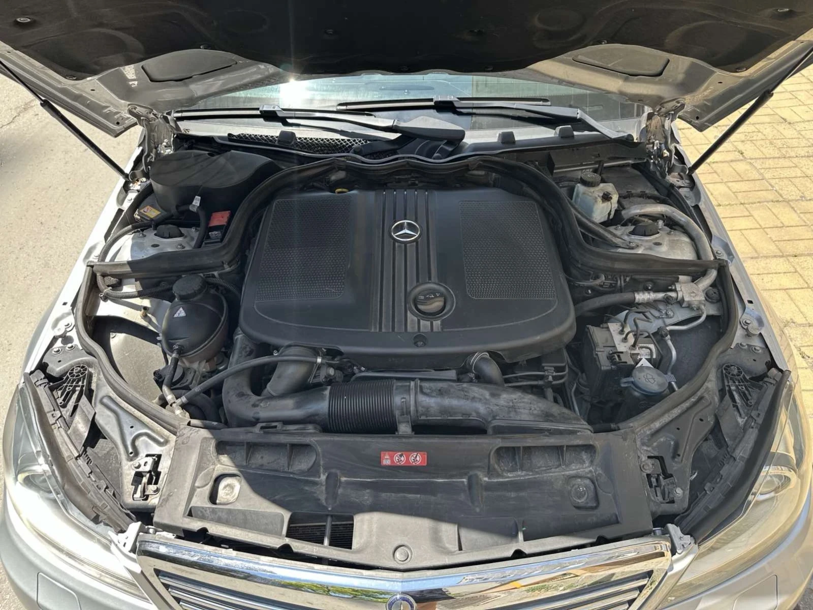 Mercedes-Benz C 220  - изображение 10