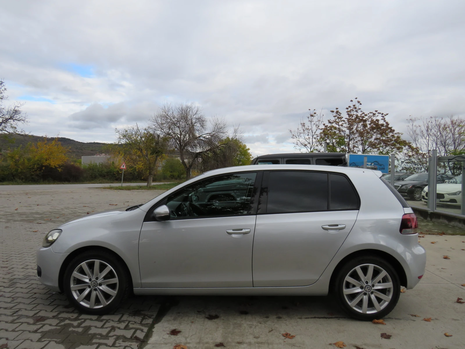 VW Golf * 1.6TDI DSG NAVI TEMPOMAT *  | Mobile.bg   8
