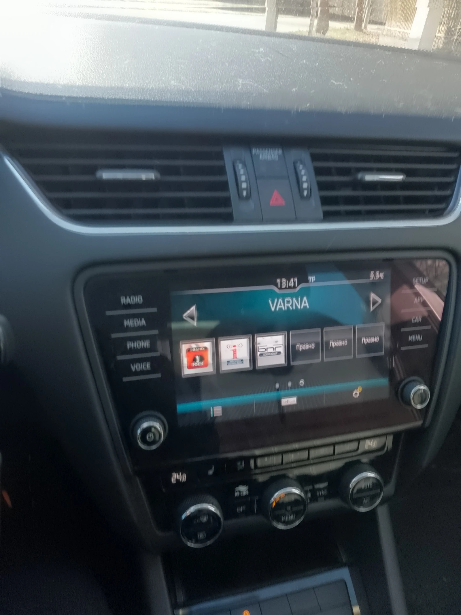 Skoda Octavia, снимка 8 - Автомобили и джипове - 54009292