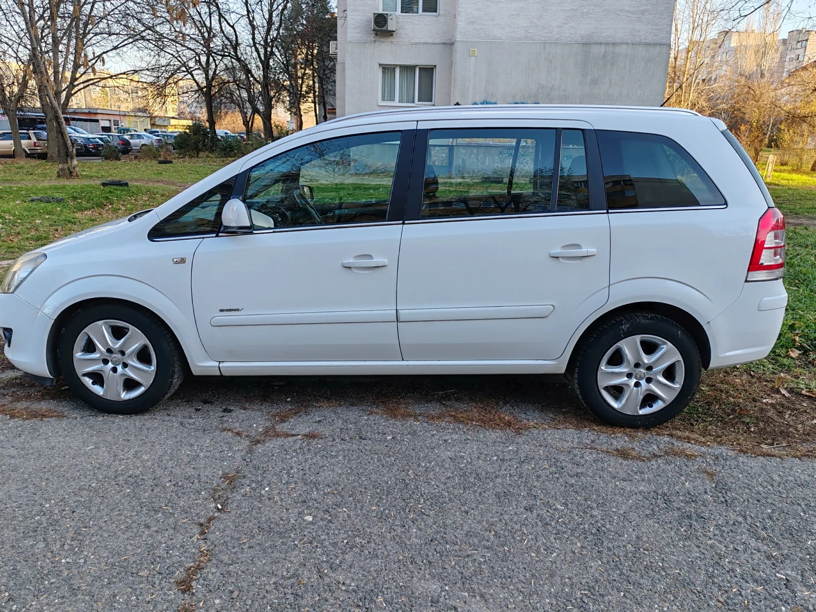 Opel Zafira 1.9 - изображение 5