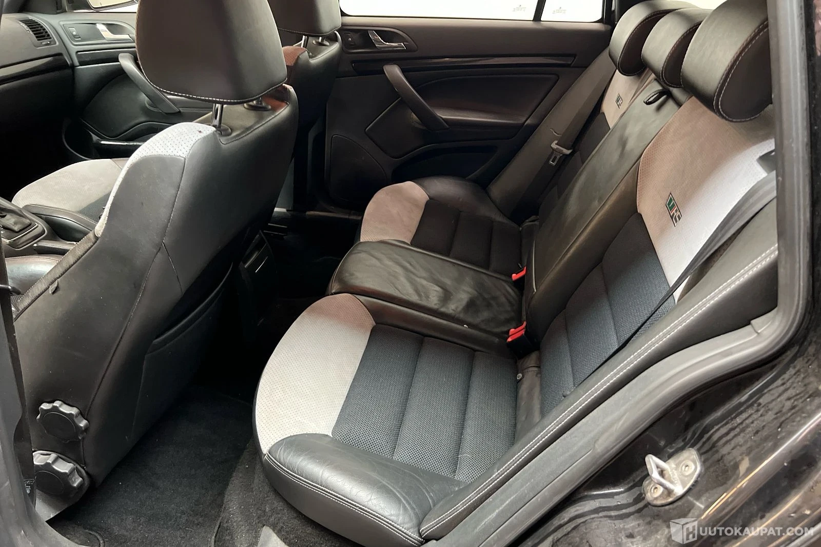 Skoda Octavia 2.0 VRS 170H.P Diesel DSG | Mobile.bg � ����������� 7