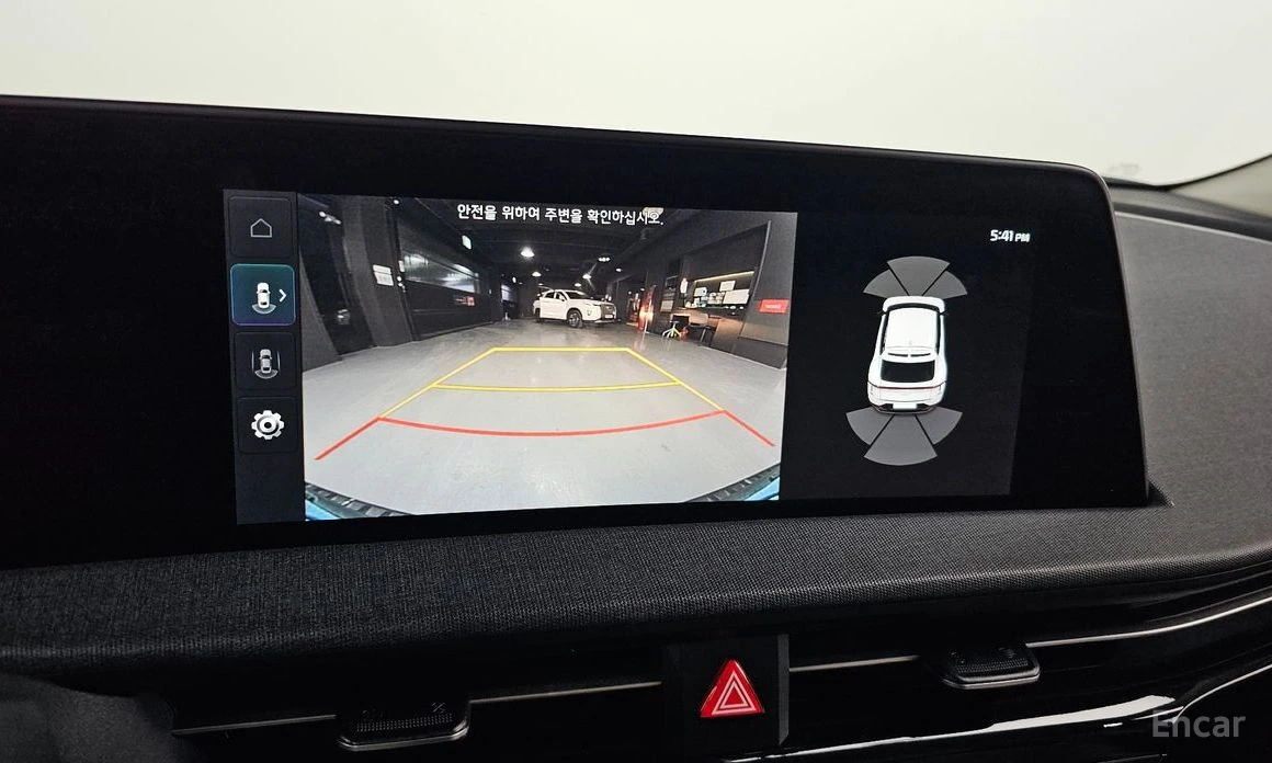 Kia EV6 * 4WD* КОЖА* ПОДГРЕВ* ОБДУХВАНЕ* КАМЕРА* , снимка 13 - Автомобили и джипове - 53977700