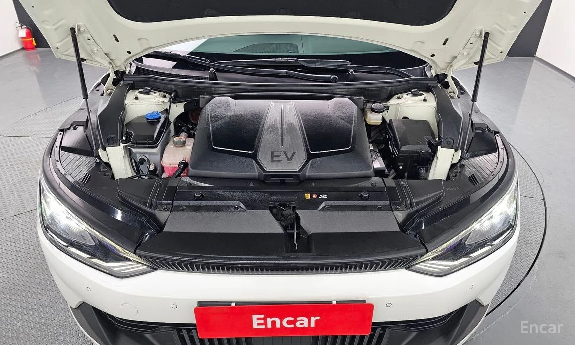 Kia EV6 * 4WD* КОЖА* ПОДГРЕВ* ОБДУХВАНЕ* КАМЕРА* , снимка 6 - Автомобили и джипове - 53977700