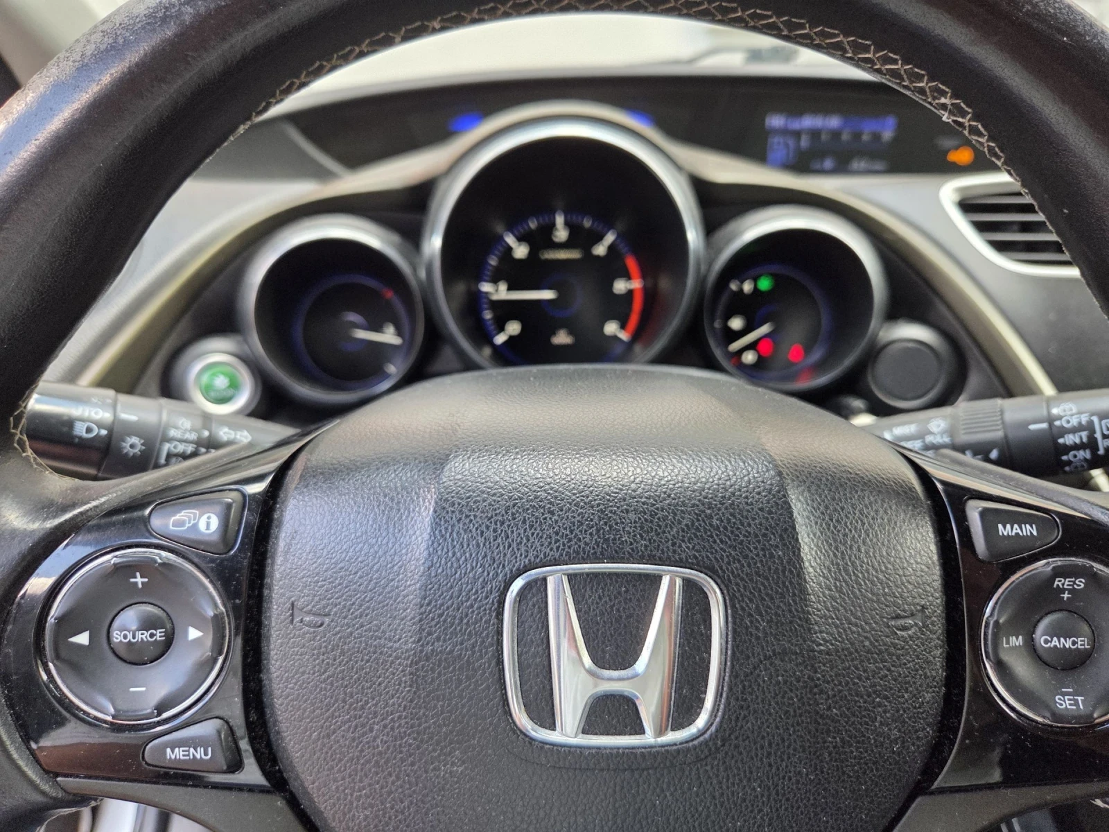Honda Civic 1, 6  i-dtec Facelift, снимка 15 - Автомобили и джипове - 54426655
