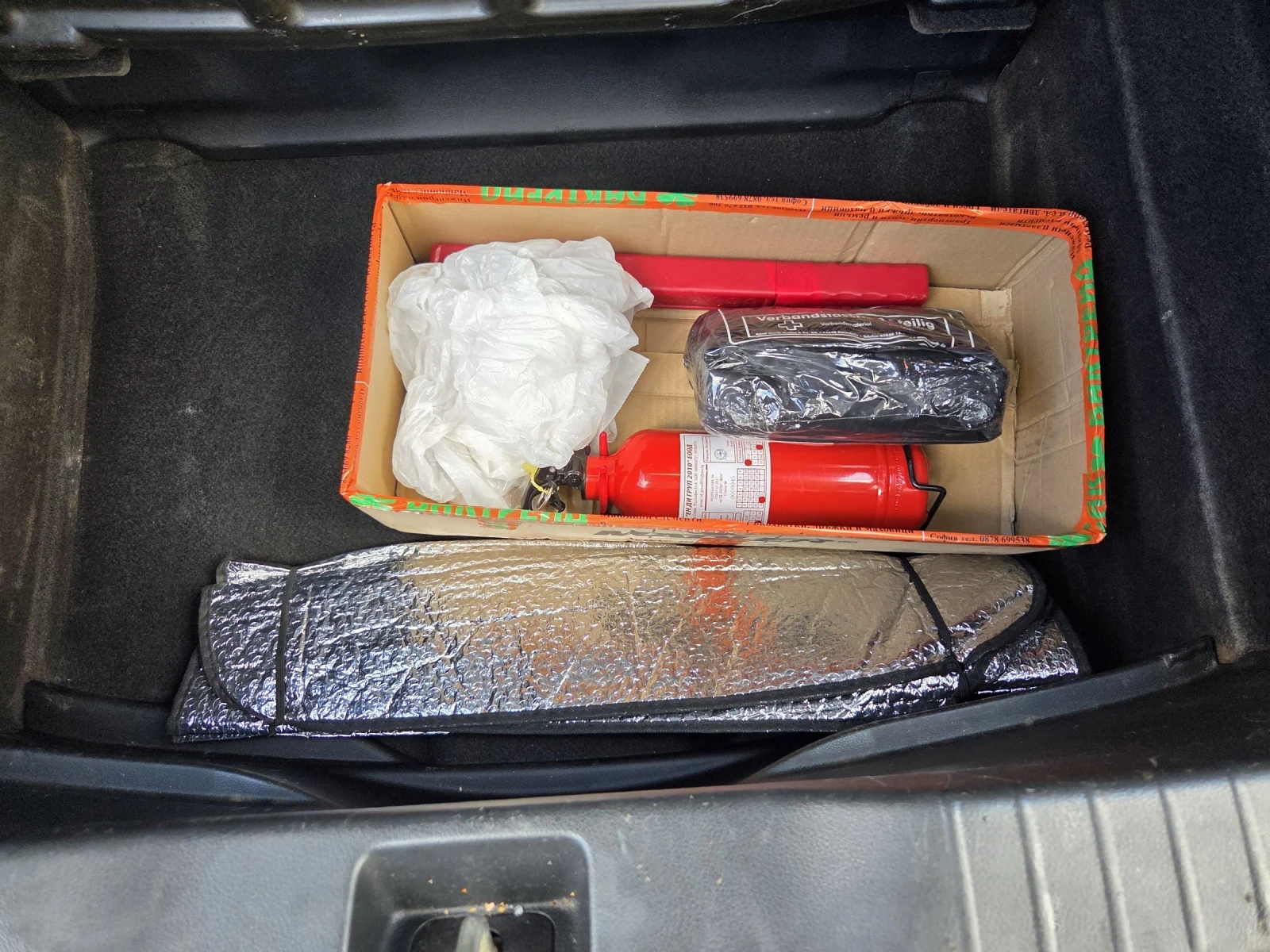 Honda Civic 1, 6  i-dtec Facelift, снимка 17 - Автомобили и джипове - 54426655