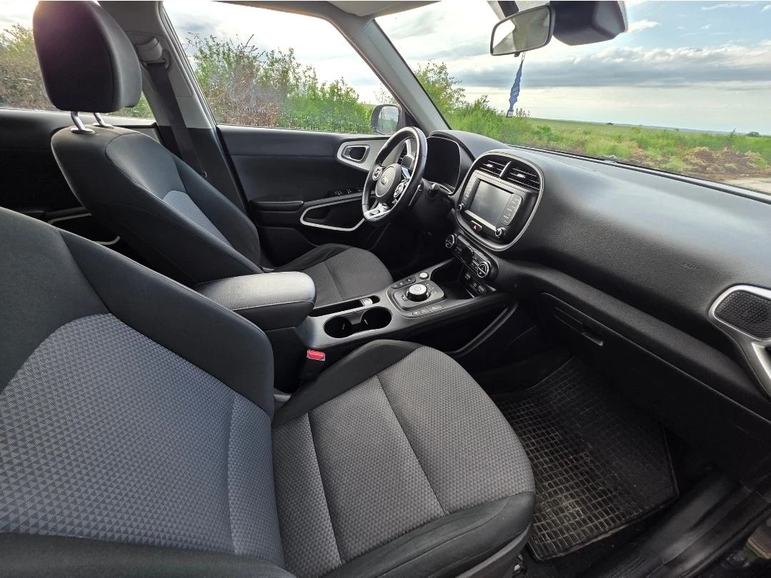 Kia Soul 64 KW ТОП Състояние, снимка 15 - Автомобили и джипове - 54714094