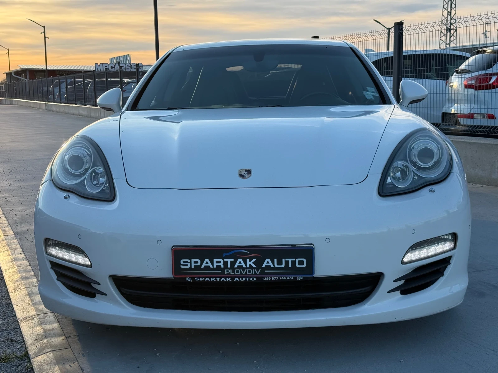 Porsche Panamera 3.0D* 2013г* 212.000KM* Топ Състояние* , снимка 2 - Автомобили и джипове - 54783689