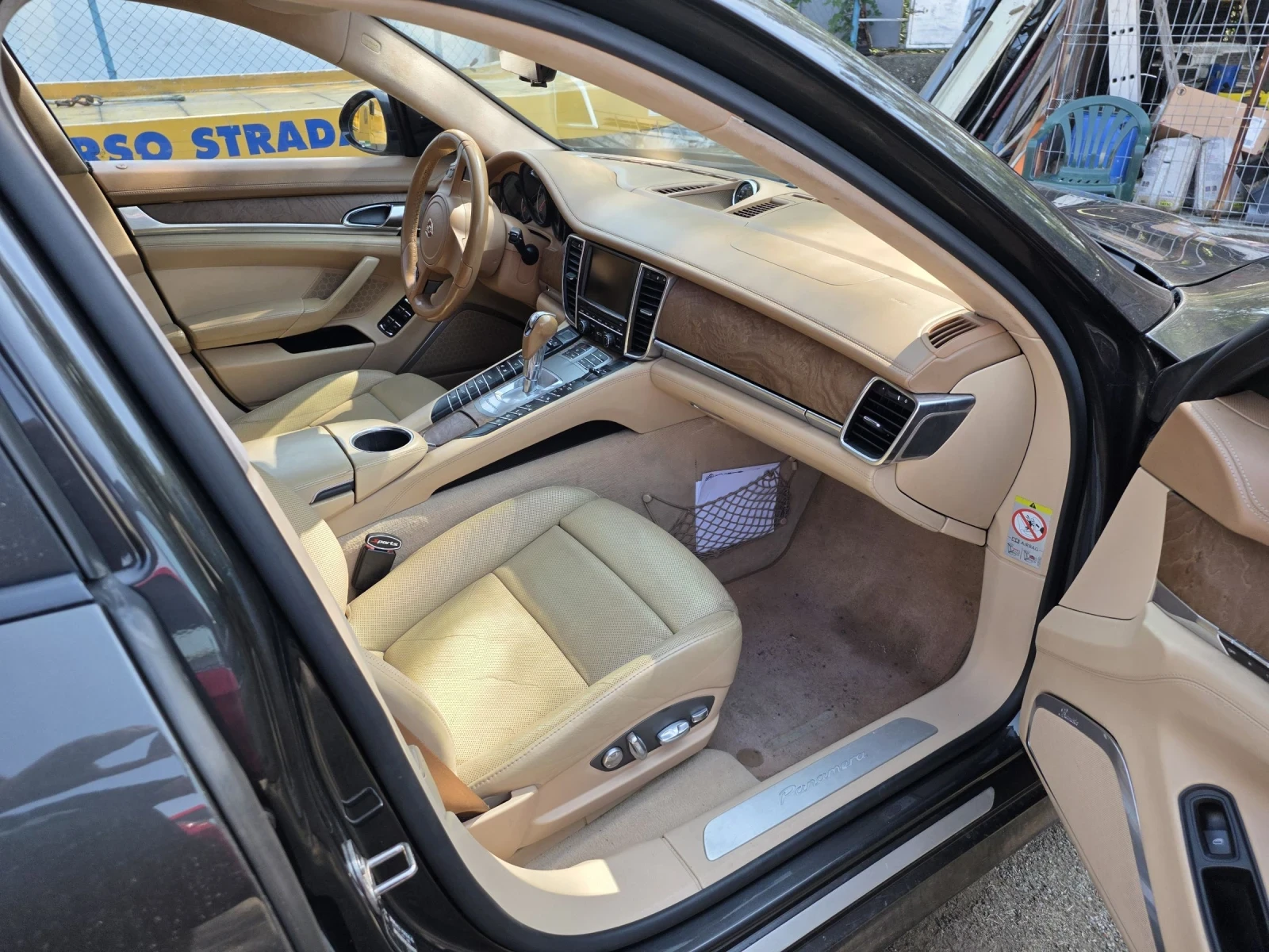 Porsche Panamera 3.0d, снимка 11 - Автомобили и джипове - 55364497