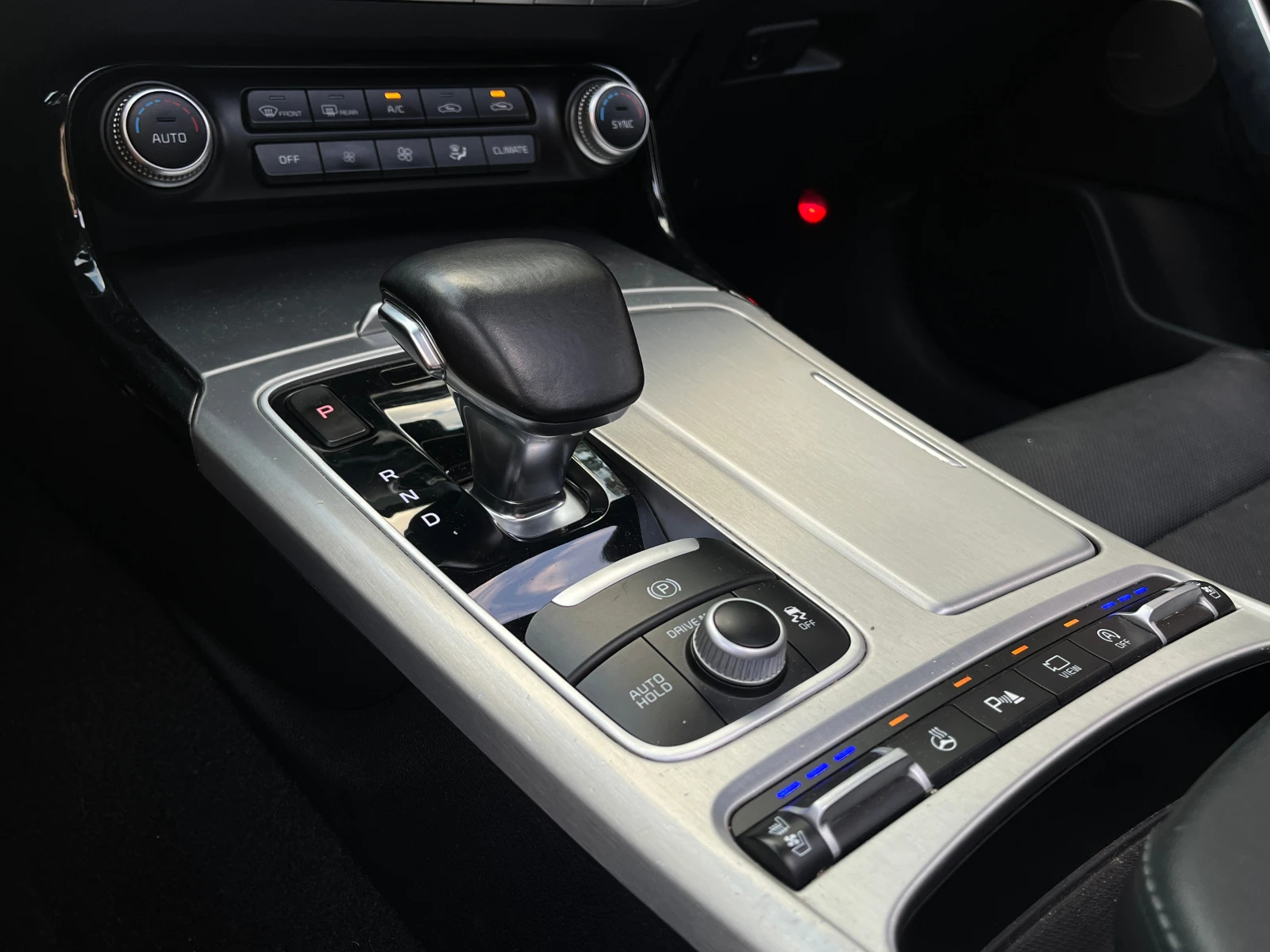 Kia Stinger 3.3 T-GDI GT2* Германия* Bastuck* Eibach* , снимка 11 - Автомобили и джипове - 55690451