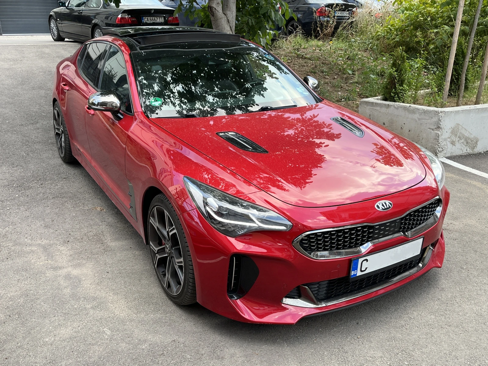 Kia Stinger 3.3 T-GDI GT2* Германия* Bastuck* Eibach* , снимка 2 - Автомобили и джипове - 55690451