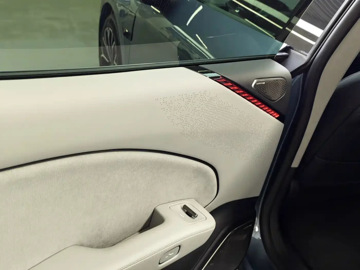 Zeekr 7X 007 2024 RWD Intelligent Driving Edition 100kWh Pr | Mobile.bg � ����������� 12