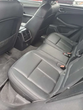 Porsche Macan * AWD 4dr * CARFAX * ОПЦИЯ ЗА ФИНАНСИРАНЕ, снимка 11