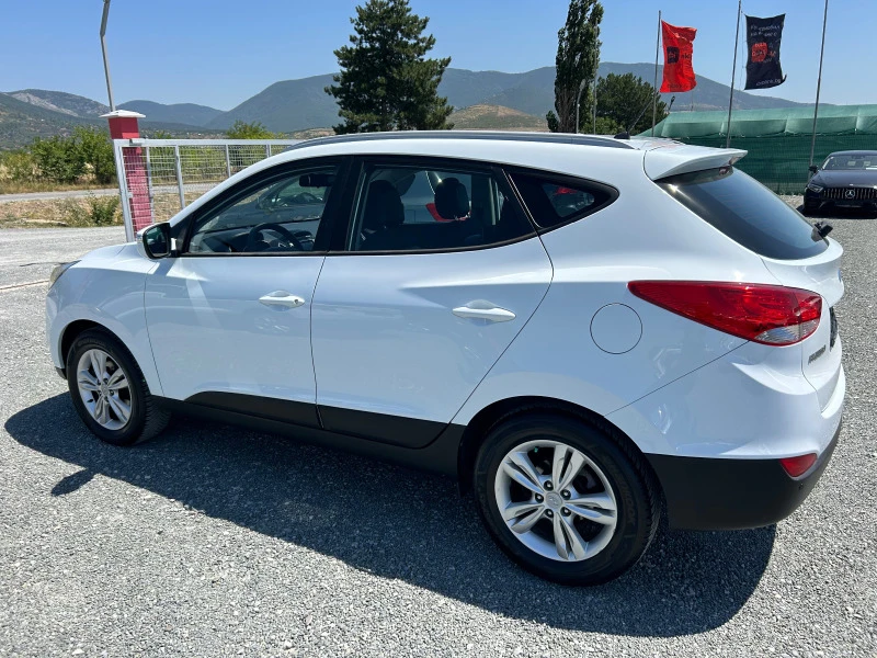 Hyundai IX35 (KATO НОВА), снимка 9 - Автомобили и джипове - 46484735